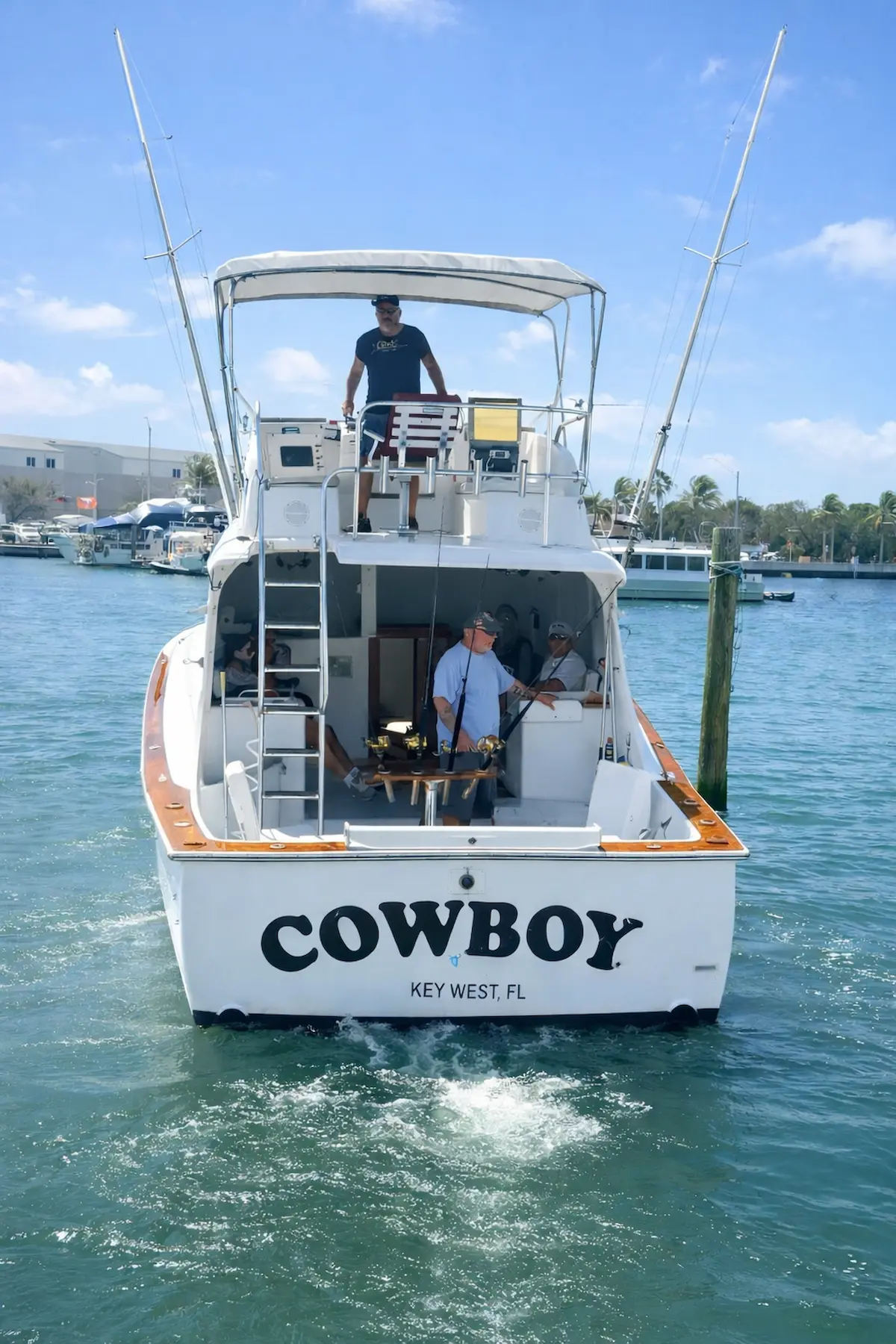 Cowboy – 36' Hatteras